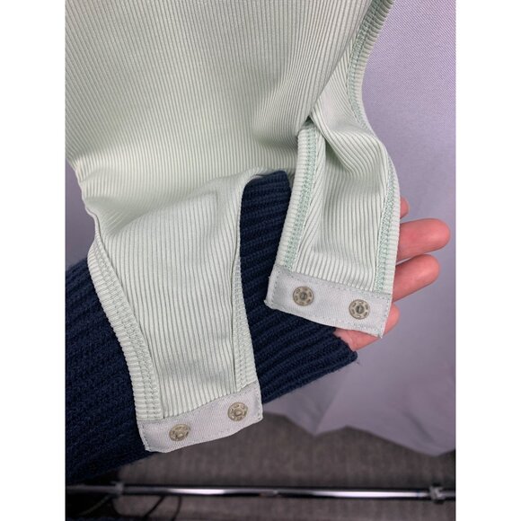Women’s NWT Katch Me Green Sage Ribbed Bodysuit Size S/M - Picture 10 of 10